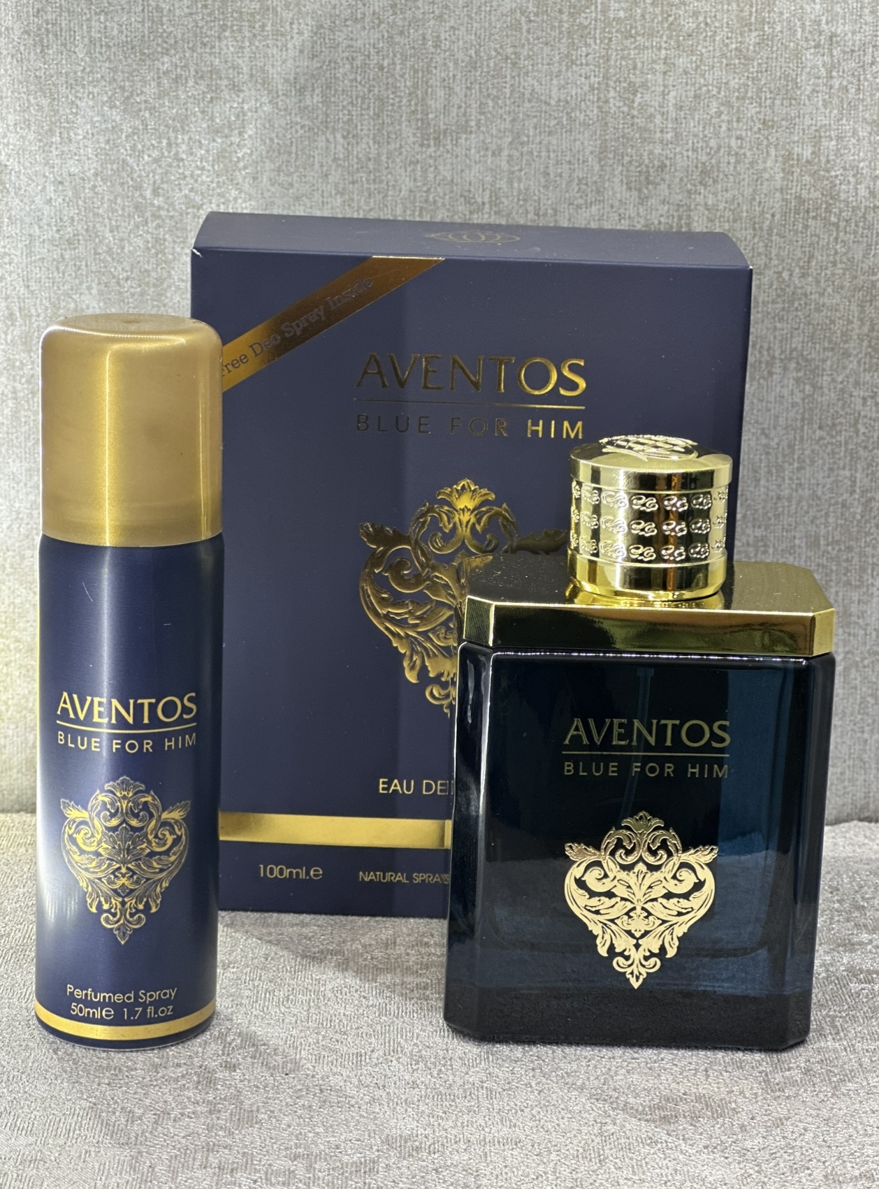 عطر و ادکلن مردانه ادوپرفیوم  اونتوس بلو فور هیم با اسپری فرگرانس ورد ۱۰۰ میل